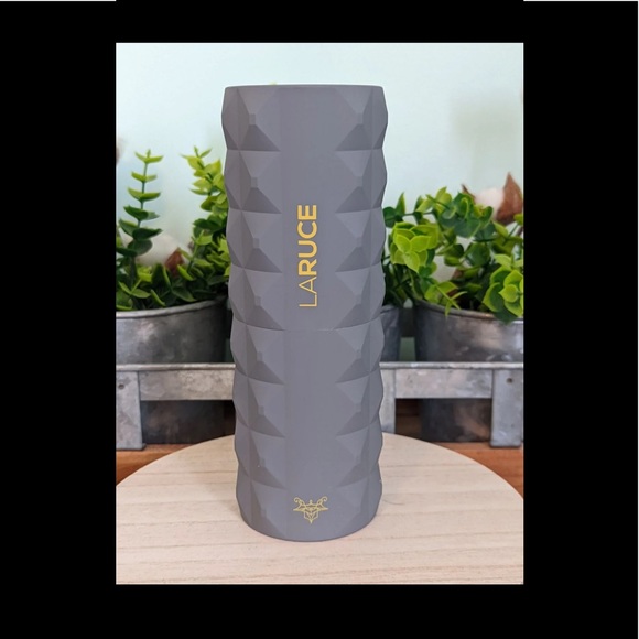 NWT…LARUCE Beauty “Christine Brush Set” - Picture 2 of 10